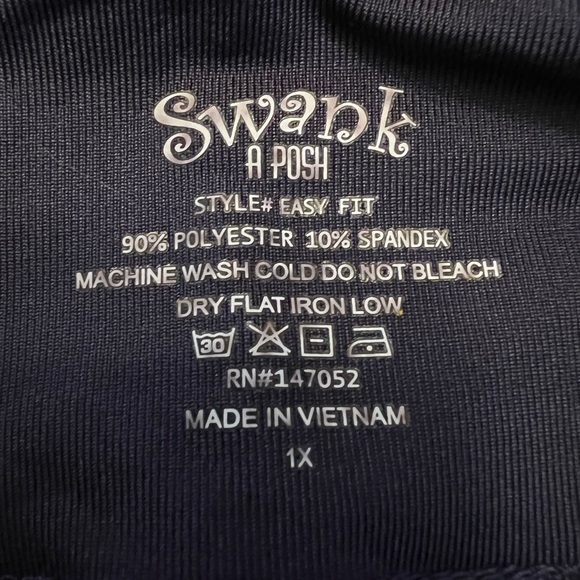 Swank a Posh navy blue leggings NWT Size 1X pull on flat lock seams stretchy - Picture 4 of 11